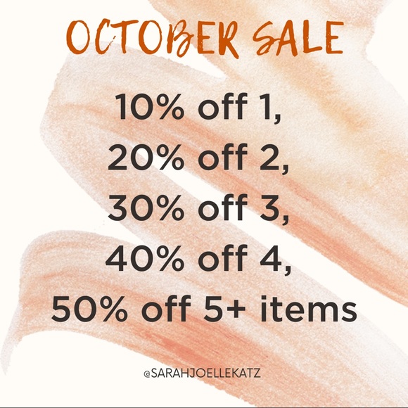 BCBGMAXAZRIA | Structured Black Crop Top - Picture 5 of 5